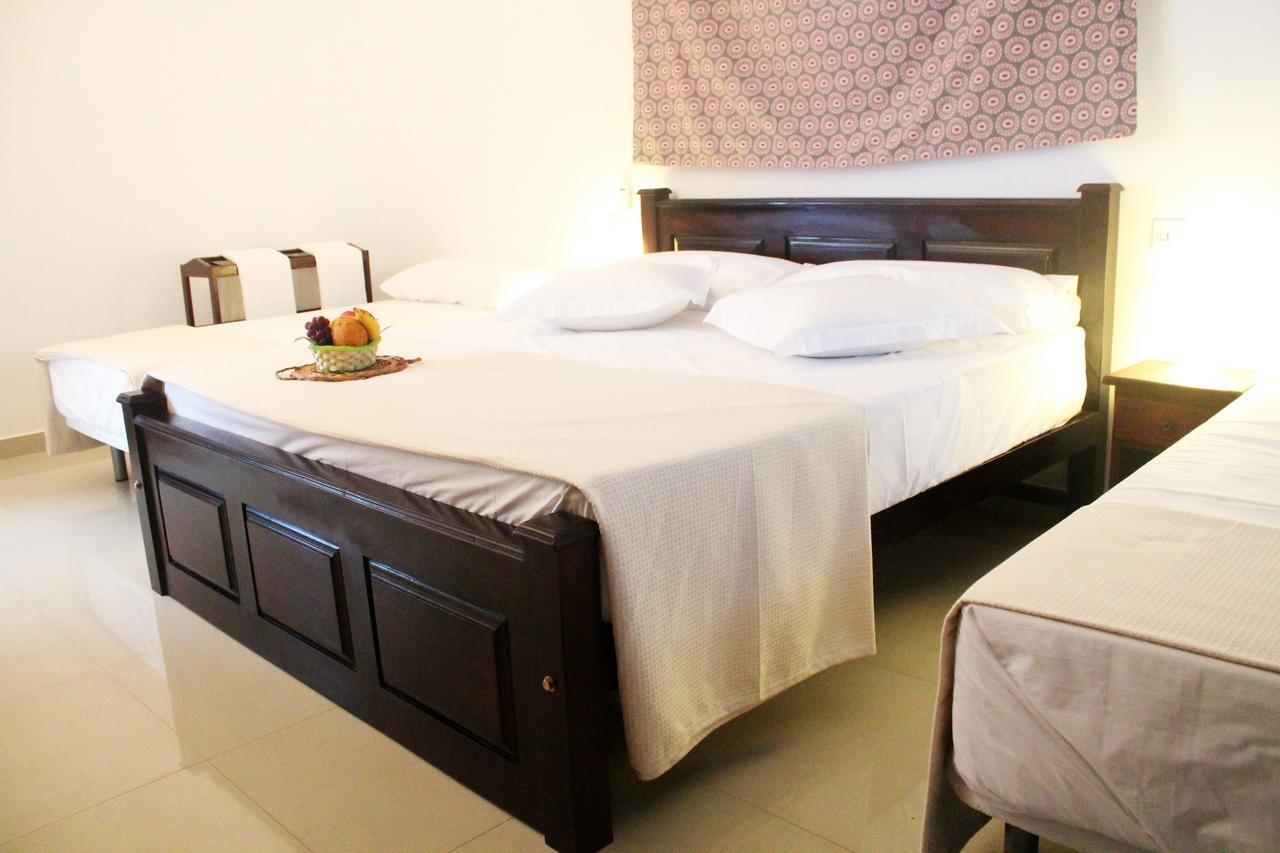 Hotel Coral Seas Hikkaduwa